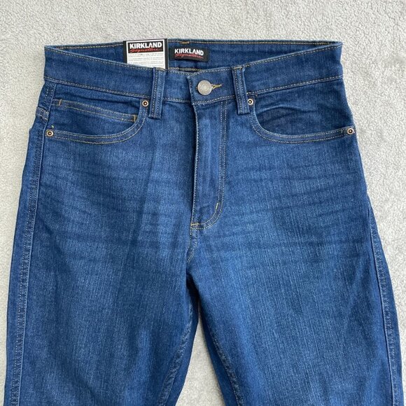 NEW Kirkland Signature Men's Size 30x32 Blue Jeans Straight Leg Stretch - Picture 7 of 8